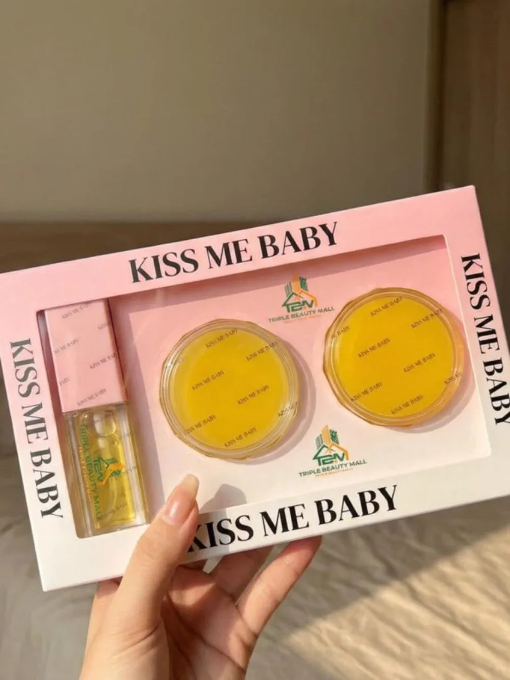 Vanilla 3-in-1 Lip Mask, Balm & Oil Gift Set